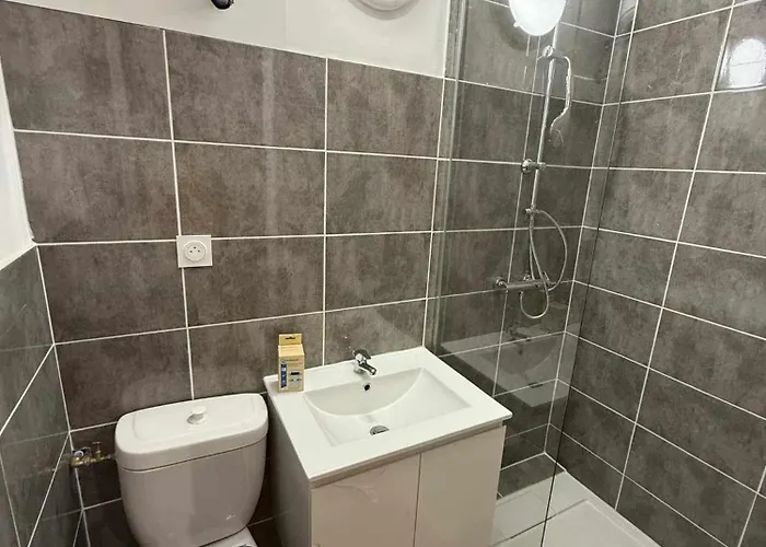 Cosy, Proche Du Port, Se Fait à Pied Apartamento